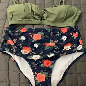 Beachsissi swim! Brand new, medium